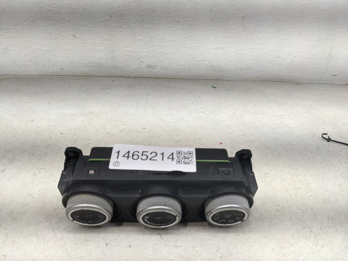 2015-2016 Subaru Impreza Climate Control Module Temperature AC/Heater Replacement P/N:72311FJ620 T967429B Fits Fits 2015 201