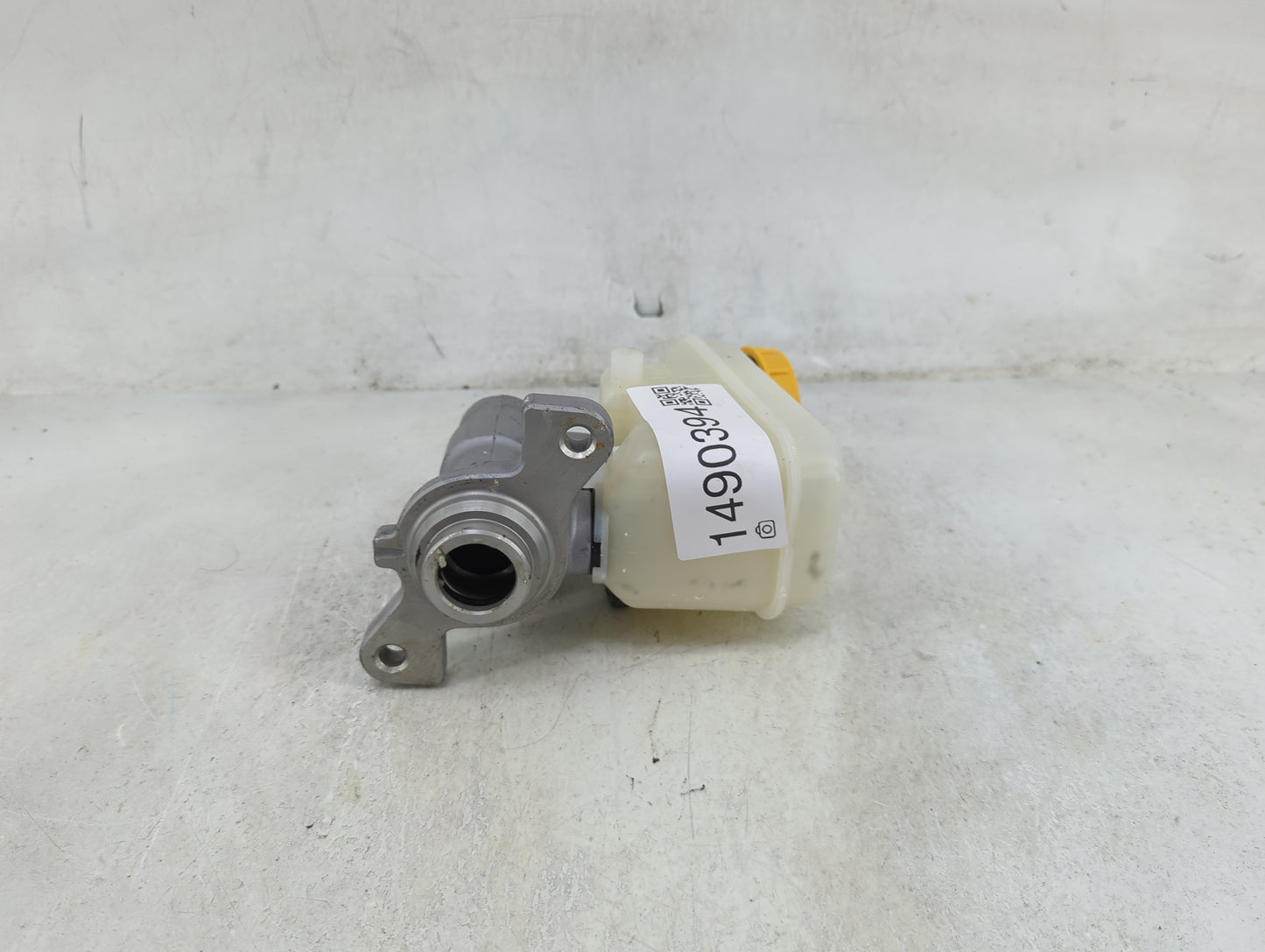 2012-2015 Subaru Impreza Brake Master Cylinder 1490394 - Oemusedautoparts1.com