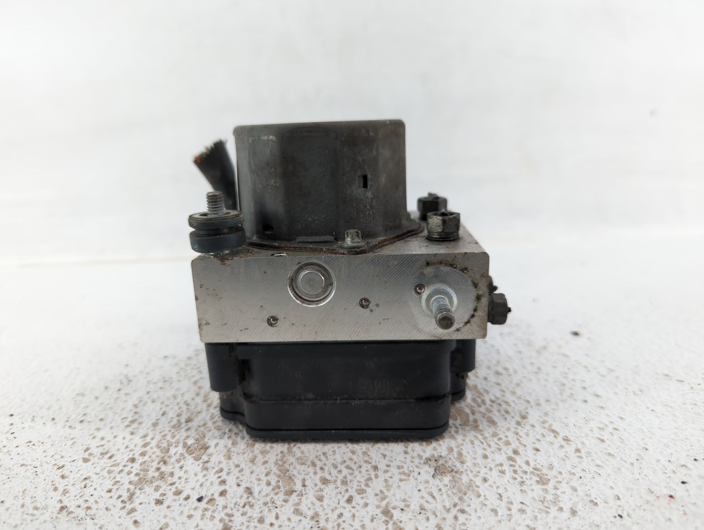 2015-2016 Subaru Impreza ABS Pump Control Module Replacement P/N:27536FJ220 Fits Fits 2015 2016 OEM Used Auto Parts - Oemuse