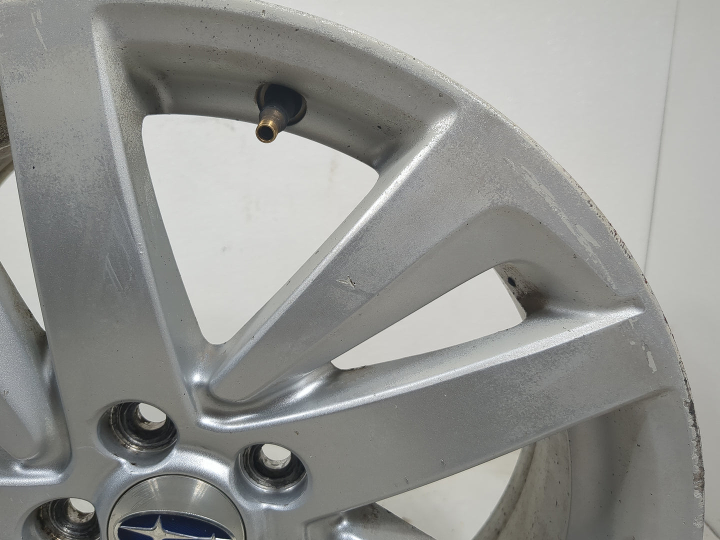 2015-2016 Subaru Impreza Oem Wheel Rim - Oemusedautoparts1.com