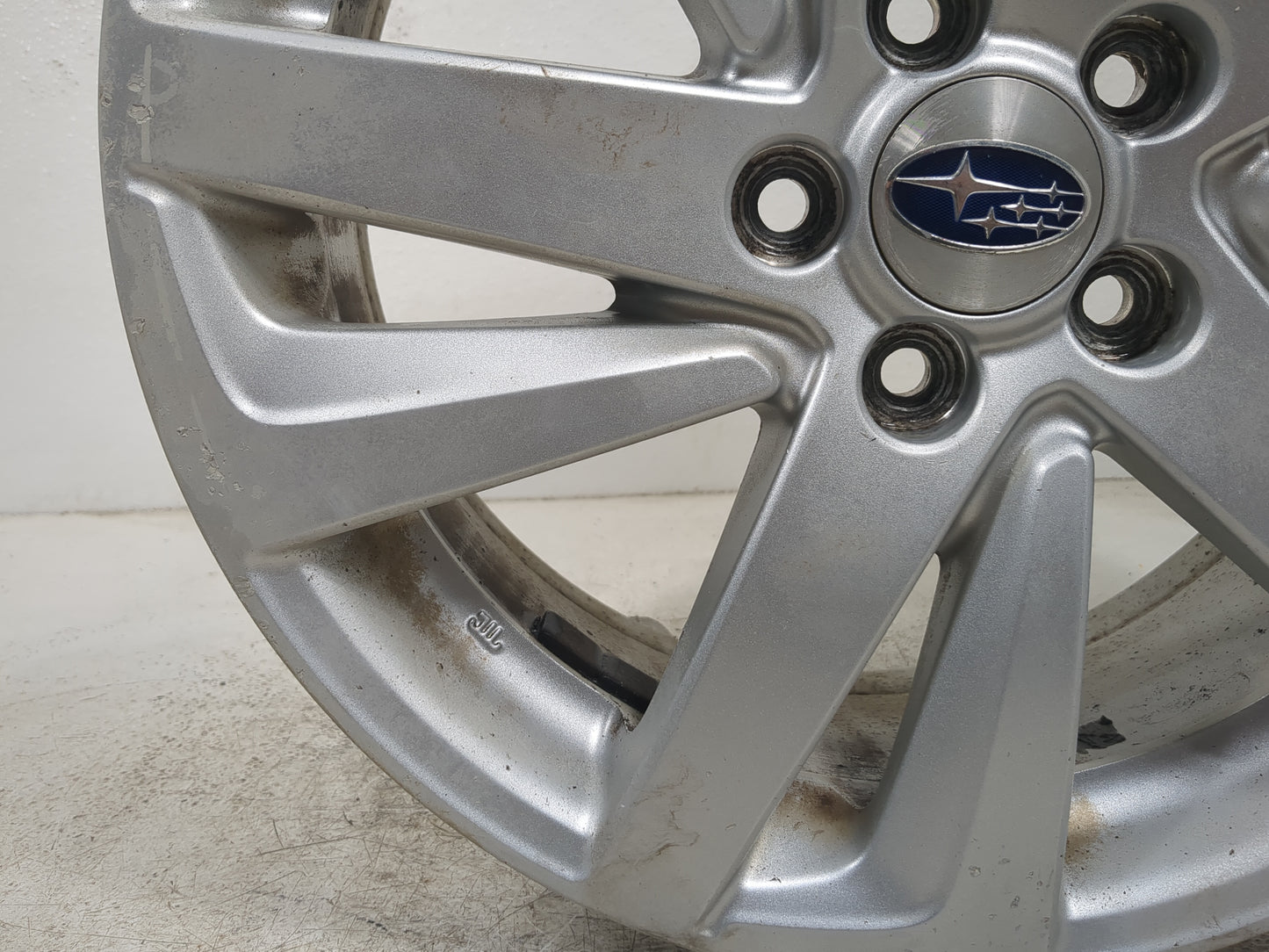 2015-2016 Subaru Impreza Oem Wheel Rim - Oemusedautoparts1.com