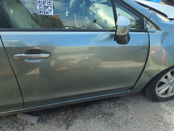 compare product 2015-2016 Subaru Impreza Passenger Front Door Oem