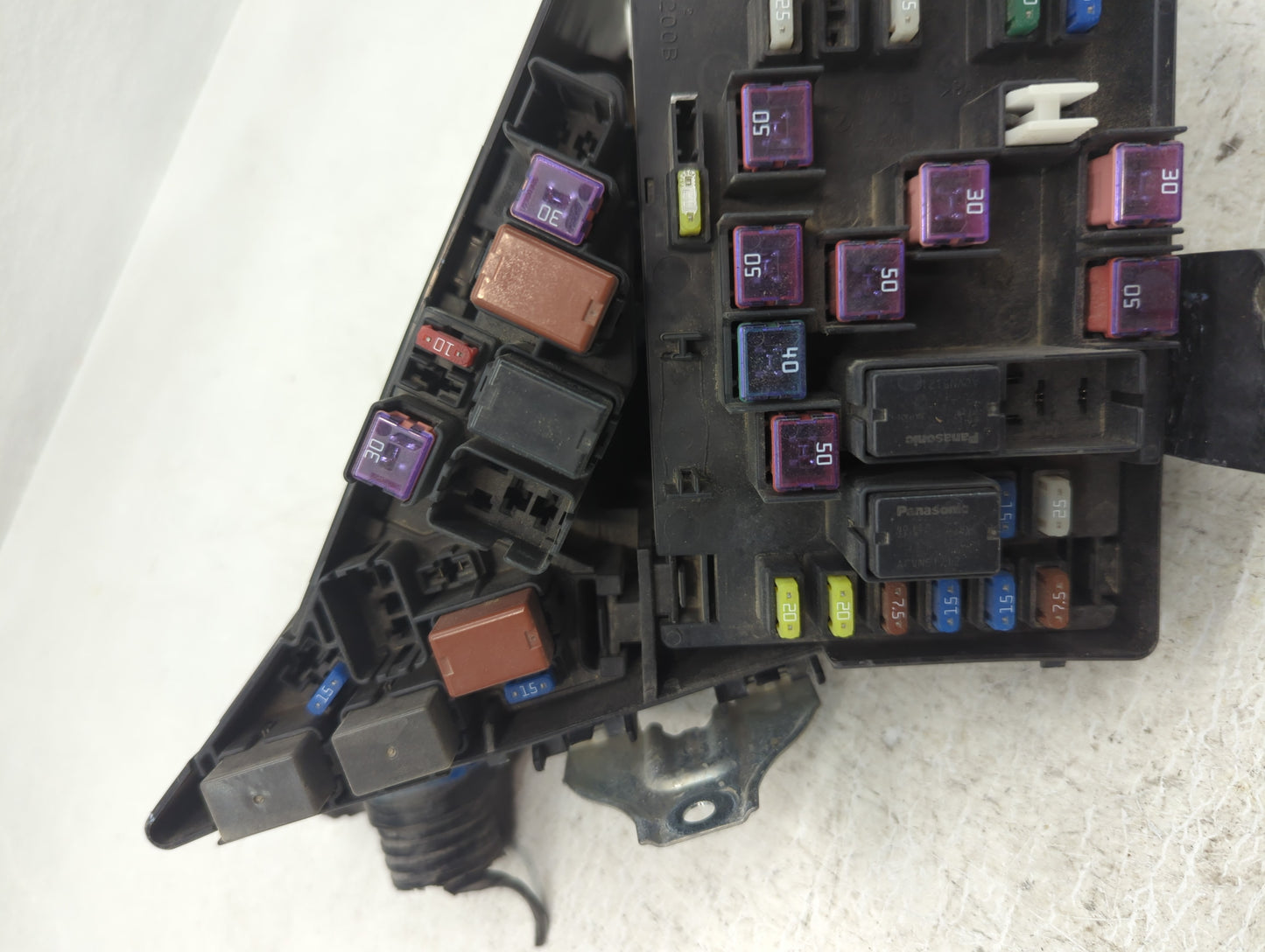 2015 Subaru Impreza Fusebox Fuse Box Panel Relay Module P/N:MB100200B Fits OEM Used Auto Parts - Oemusedautoparts1.com