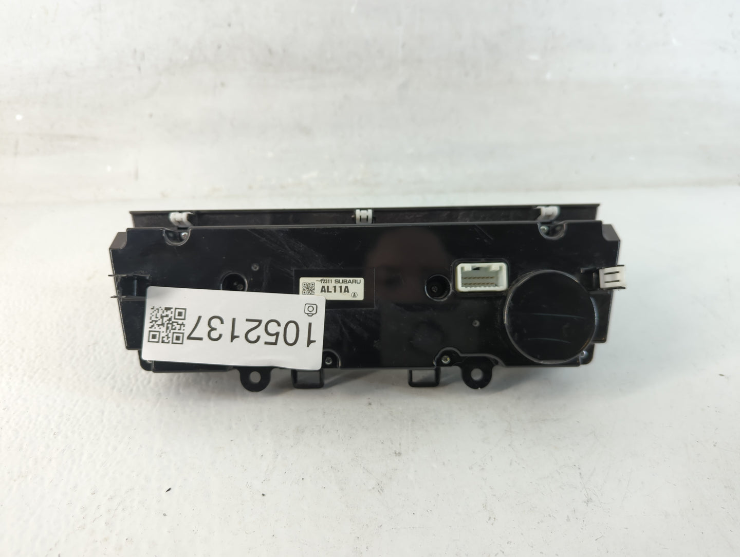 2015-2017 Subaru Legacy Climate Control Module Temperature AC/Heater Replacement P/N:72311AL11A Fits Fits 2015 2016 2017 OEM