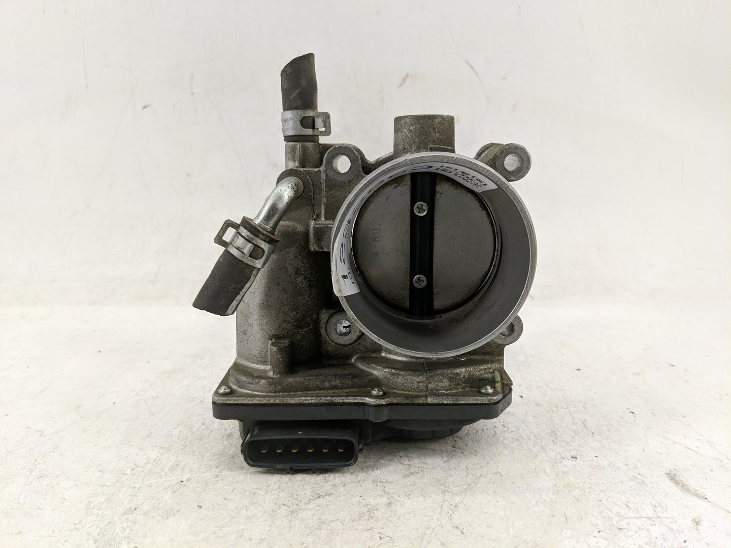 2013-2019 Subaru Legacy Throttle Body P/N:16112AA38A Fits Fits 2013 2014 2015 2016 2017 2018 2019 OEM Used Auto Parts - Oemu