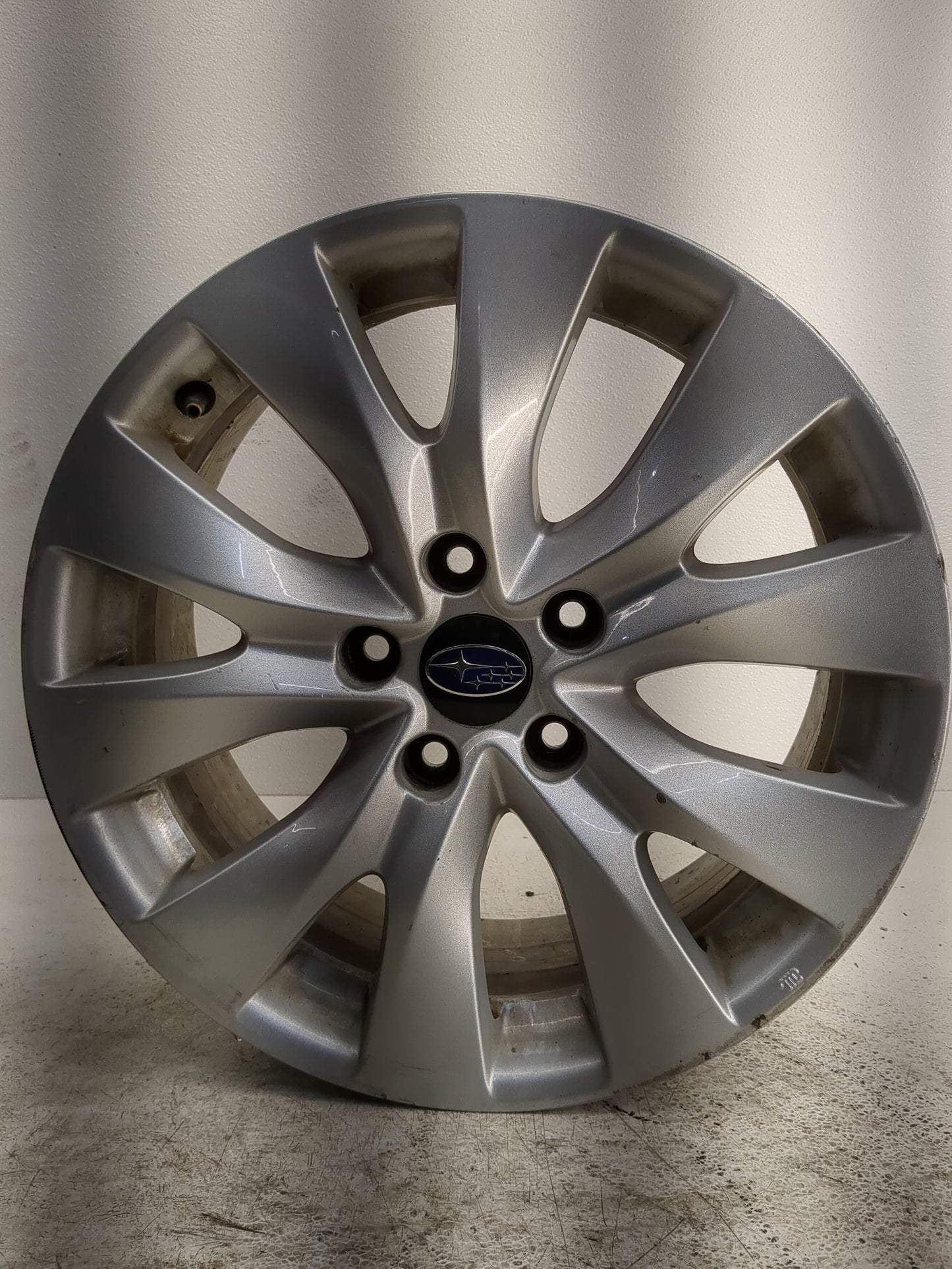 2015-2019 Subaru Legacy Oem Wheel Rim - Oemusedautoparts1.com