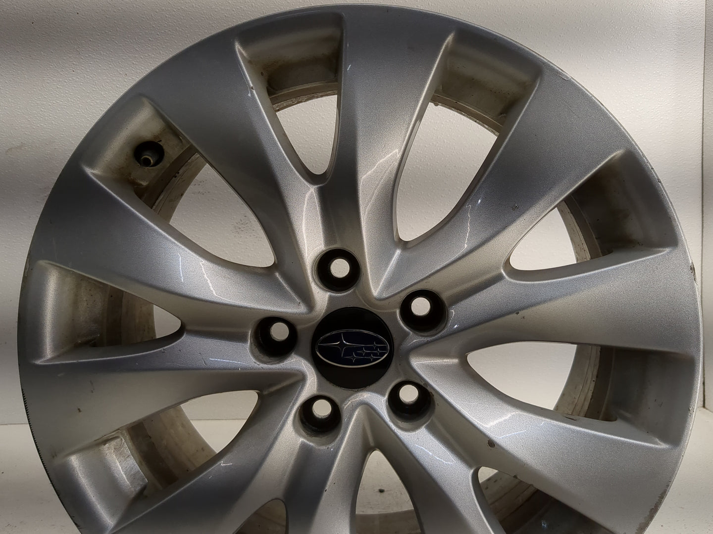 2015-2019 Subaru Legacy Oem Wheel Rim 1247795 - Oemusedautoparts1.com