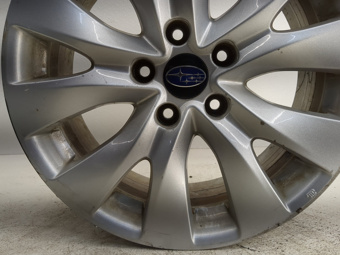 2015-2019 Subaru Legacy Oem Wheel Rim 1247795 - Oemusedautoparts1.com