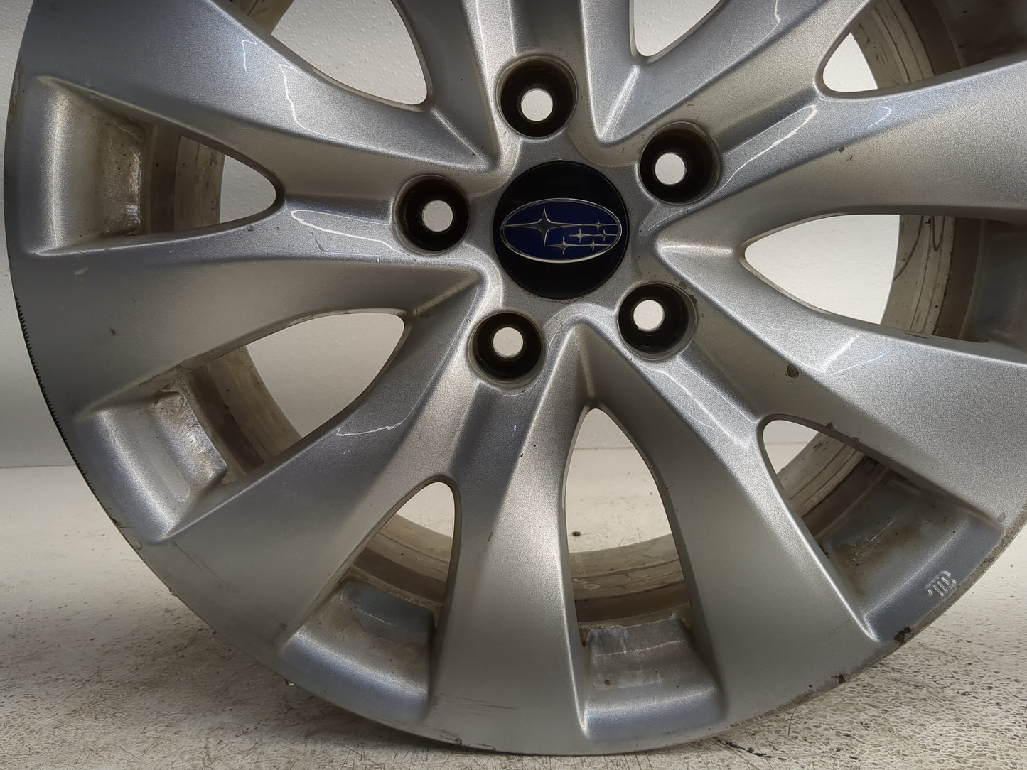 2015-2019 Subaru Legacy Oem Wheel Rim 1247795 - Oemusedautoparts1.com