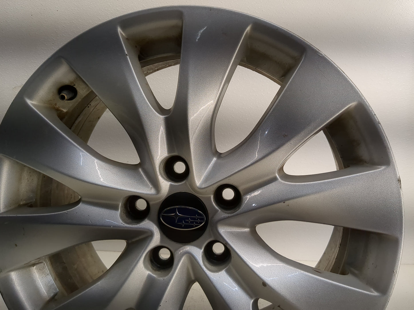 2015-2019 Subaru Legacy Oem Wheel Rim 1247795 - Oemusedautoparts1.com