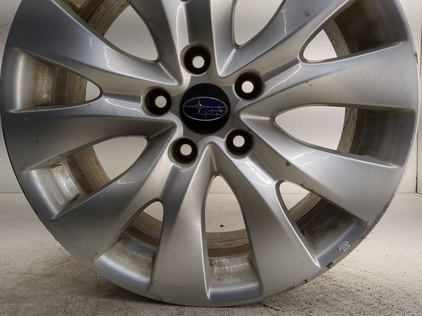 2015-2019 Subaru Legacy Oem Wheel Rim 1247795 - Oemusedautoparts1.com