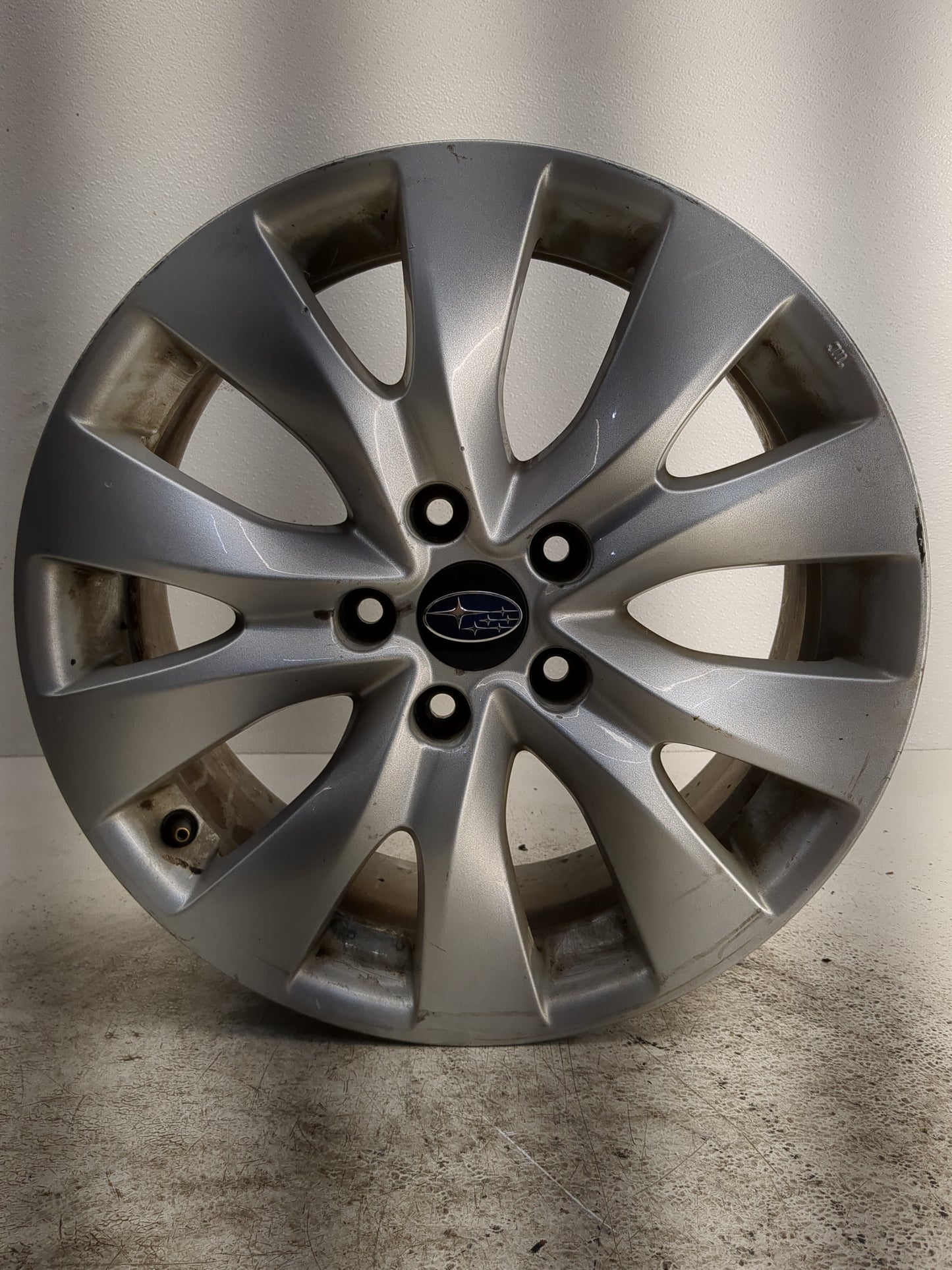 2015-2019 Subaru Legacy Oem Wheel Rim 1247796 - Oemusedautoparts1.com