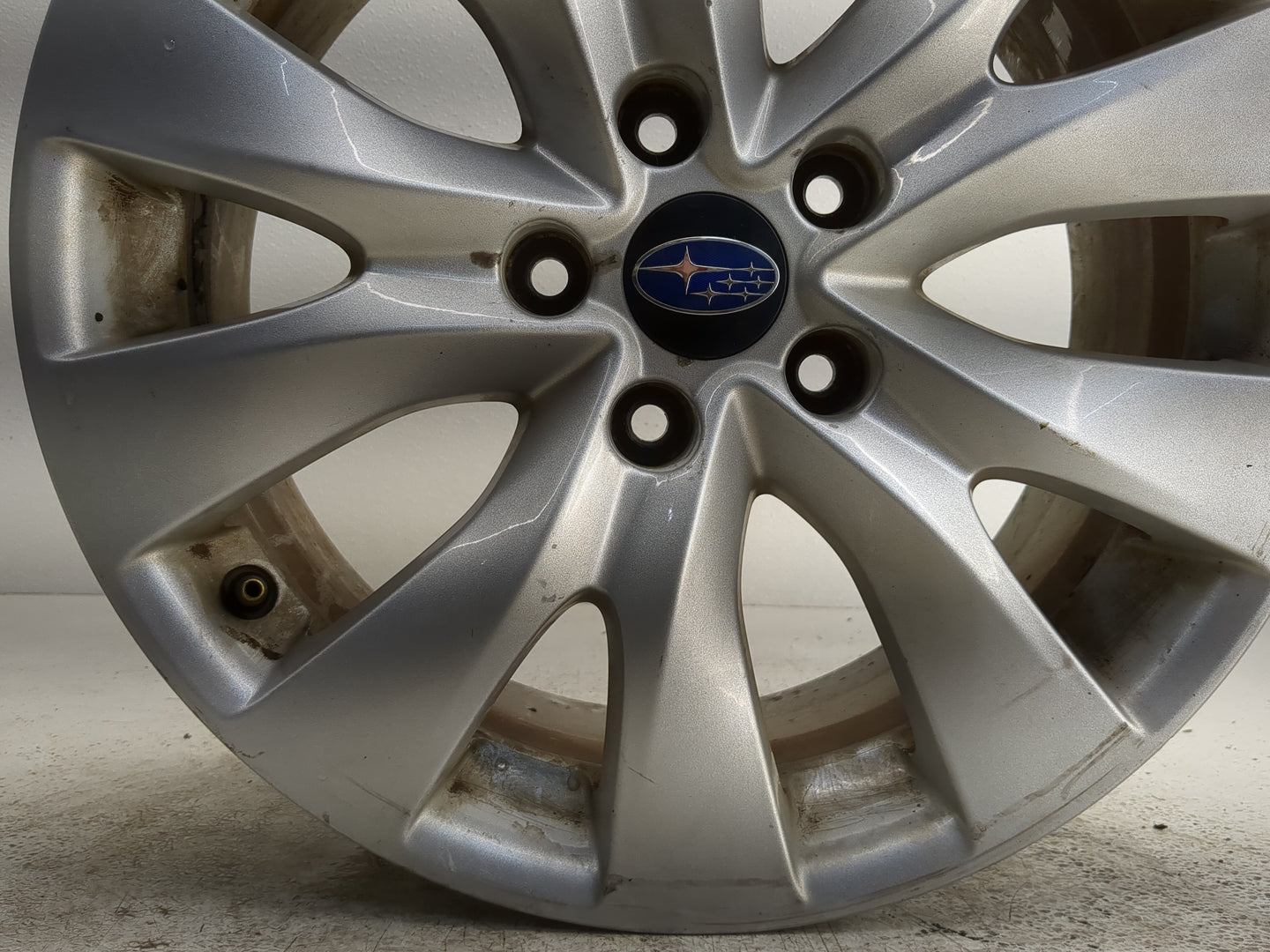 2015-2019 Subaru Legacy Oem Wheel Rim 1247796 - Oemusedautoparts1.com