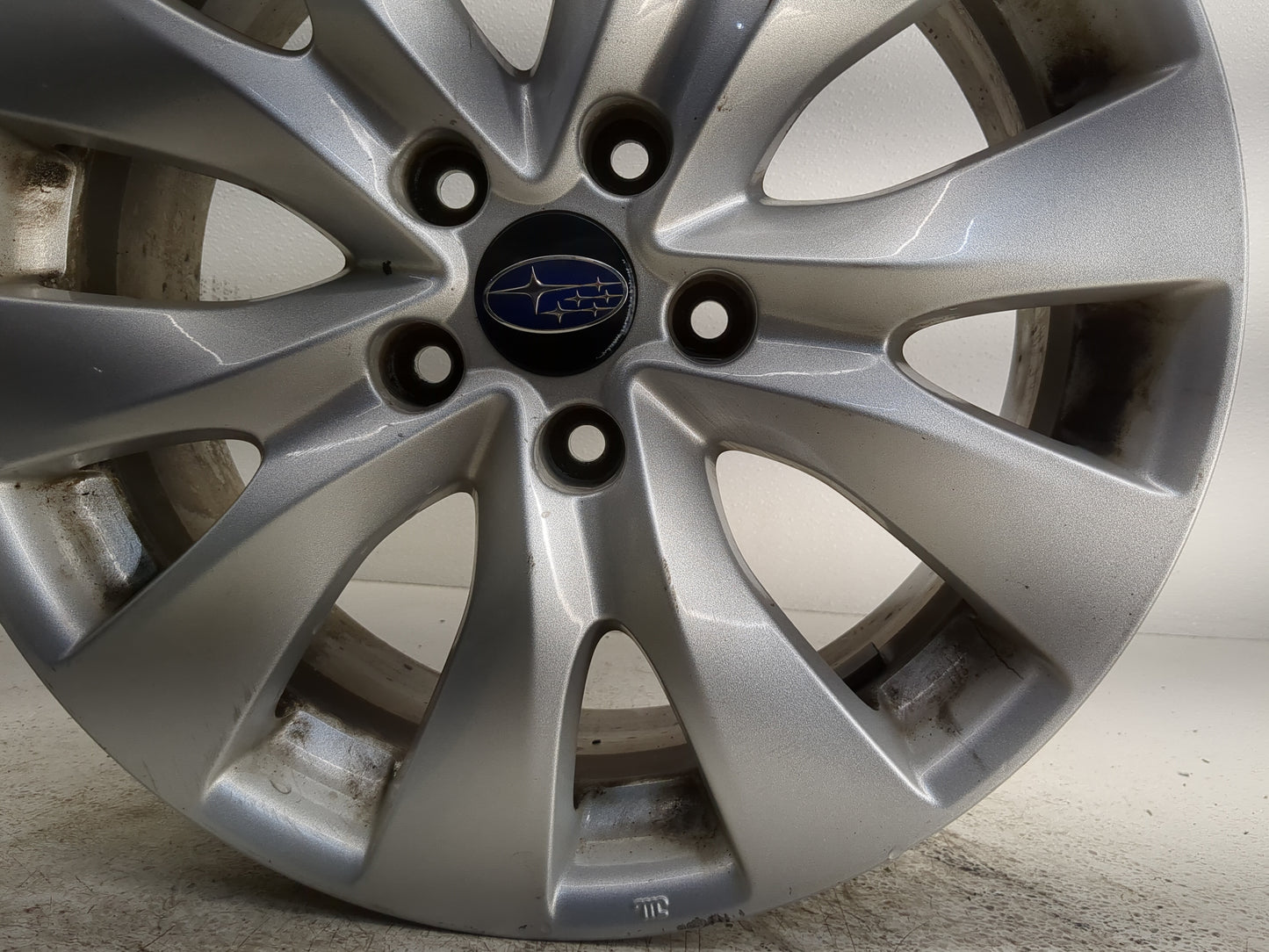 2015-2019 Subaru Legacy Oem Wheel Rim 1247797 - Oemusedautoparts1.com