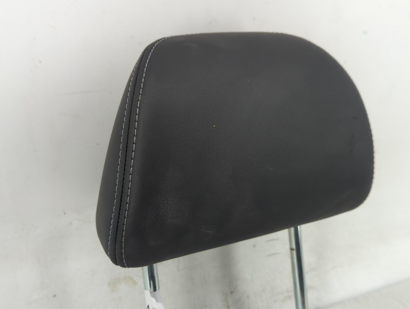 2015-2019 Subaru Legacy Headrest Head Rest Rear Seat Fits Fits 2015 2016 2017 2018 2019 OEM Used Auto Parts - Oemusedautopar