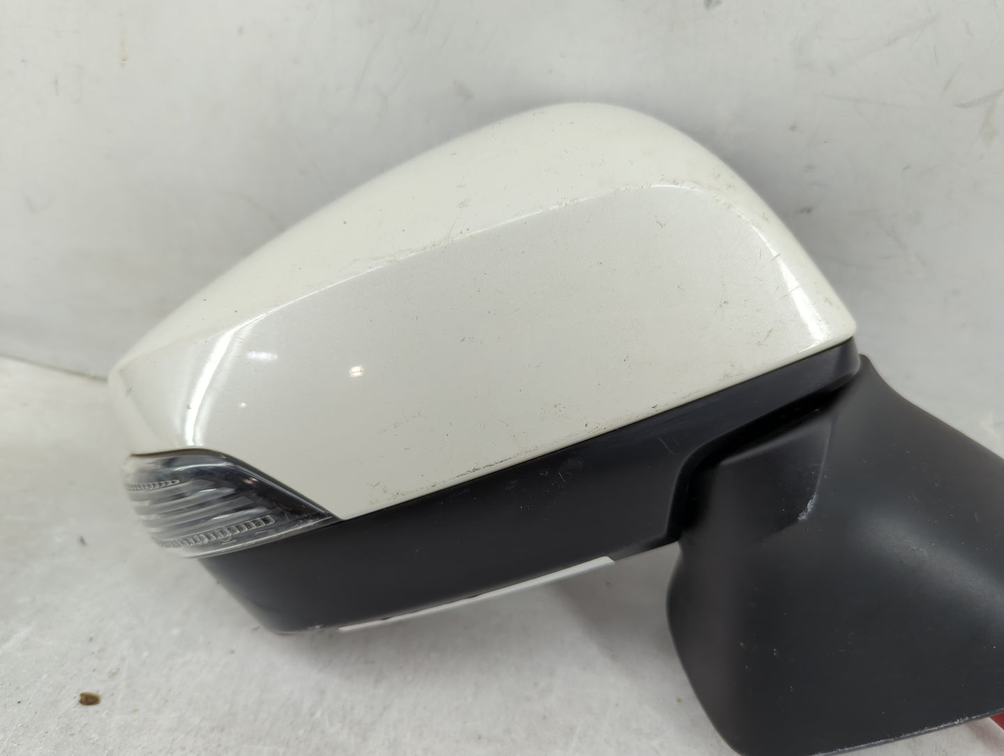 2015-2017 Subaru Legacy Driver Side View Mirror - Left Door Mirror OEM Used - Oemusedautoparts1.com