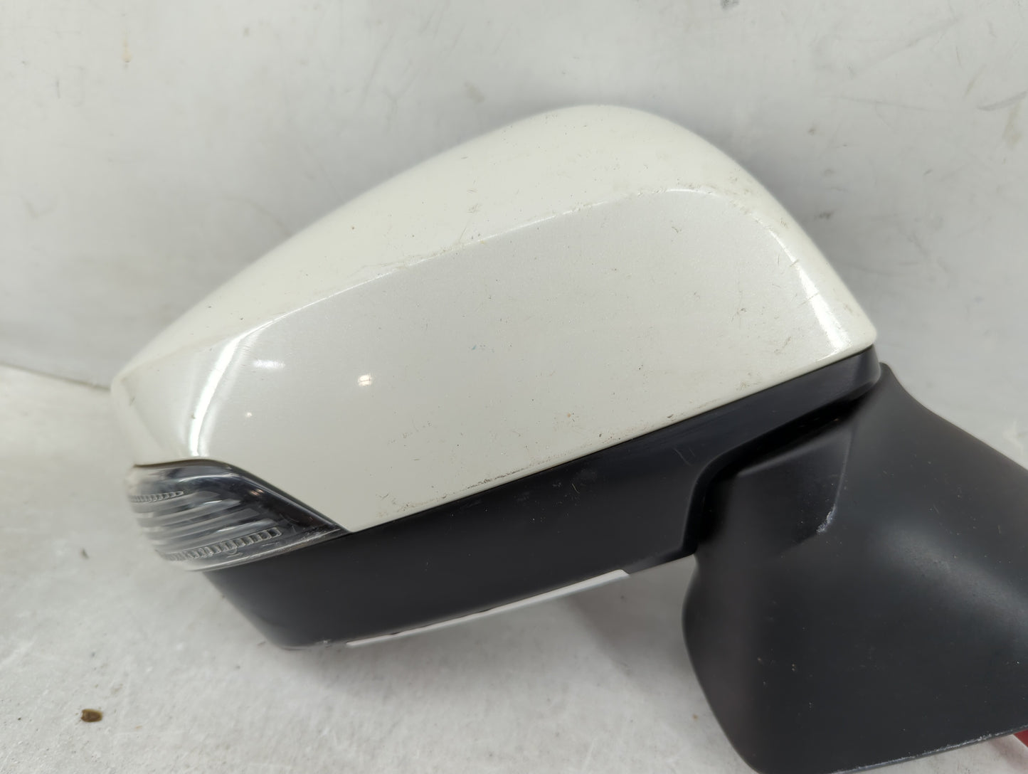 2015-2017 Subaru Legacy Driver Side View Mirror - Left Door Mirror OEM Used - Oemusedautoparts1.com