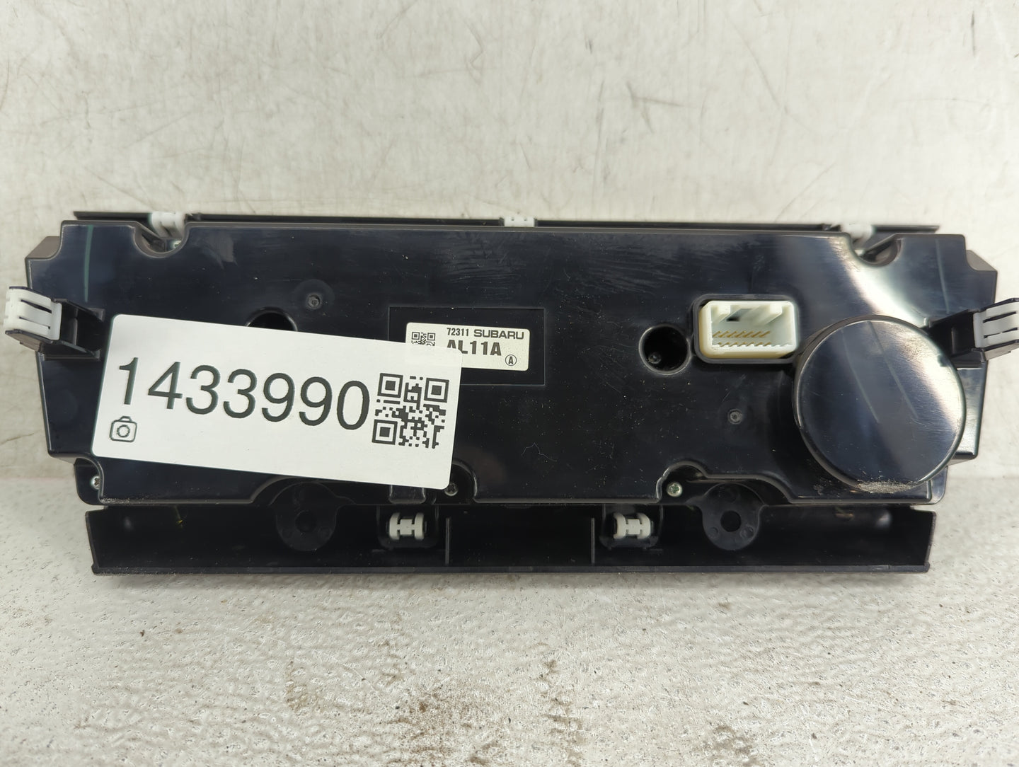 2010-2014 Subaru Legacy Climate Control Module Temperature AC/Heater Replacement P/N:72311AL11A Fits Fits 2010 2011 2012 201