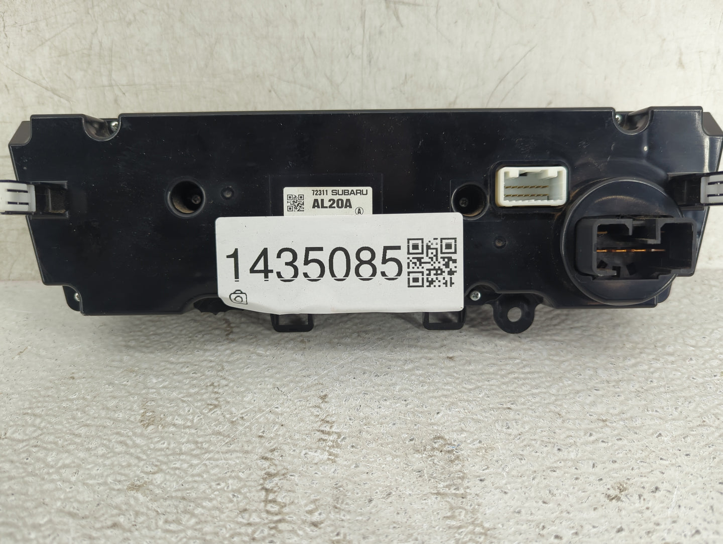 2015-2017 Subaru Legacy Climate Control Module Temperature AC/Heater Replacement P/N:72311AL20A Fits Fits 2015 2016 2017 OEM
