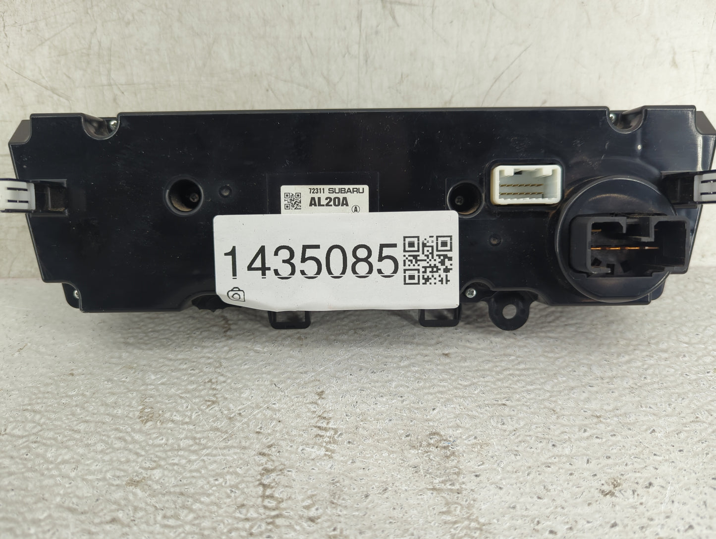 2015-2017 Subaru Legacy Climate Control Module Temperature AC/Heater Replacement P/N:72311AL20A Fits Fits 2015 2016 2017 OEM