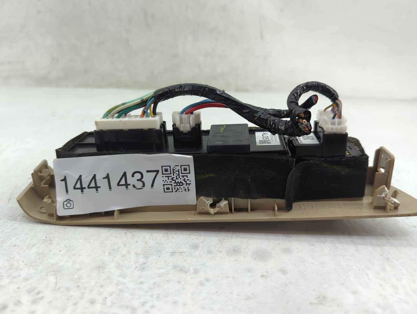 2015-2016 Subaru Legacy Master Power Window Switch Replacement Driver Side Left P/N:83071AL05A Fits Fits 2015 2016 OEM Used 