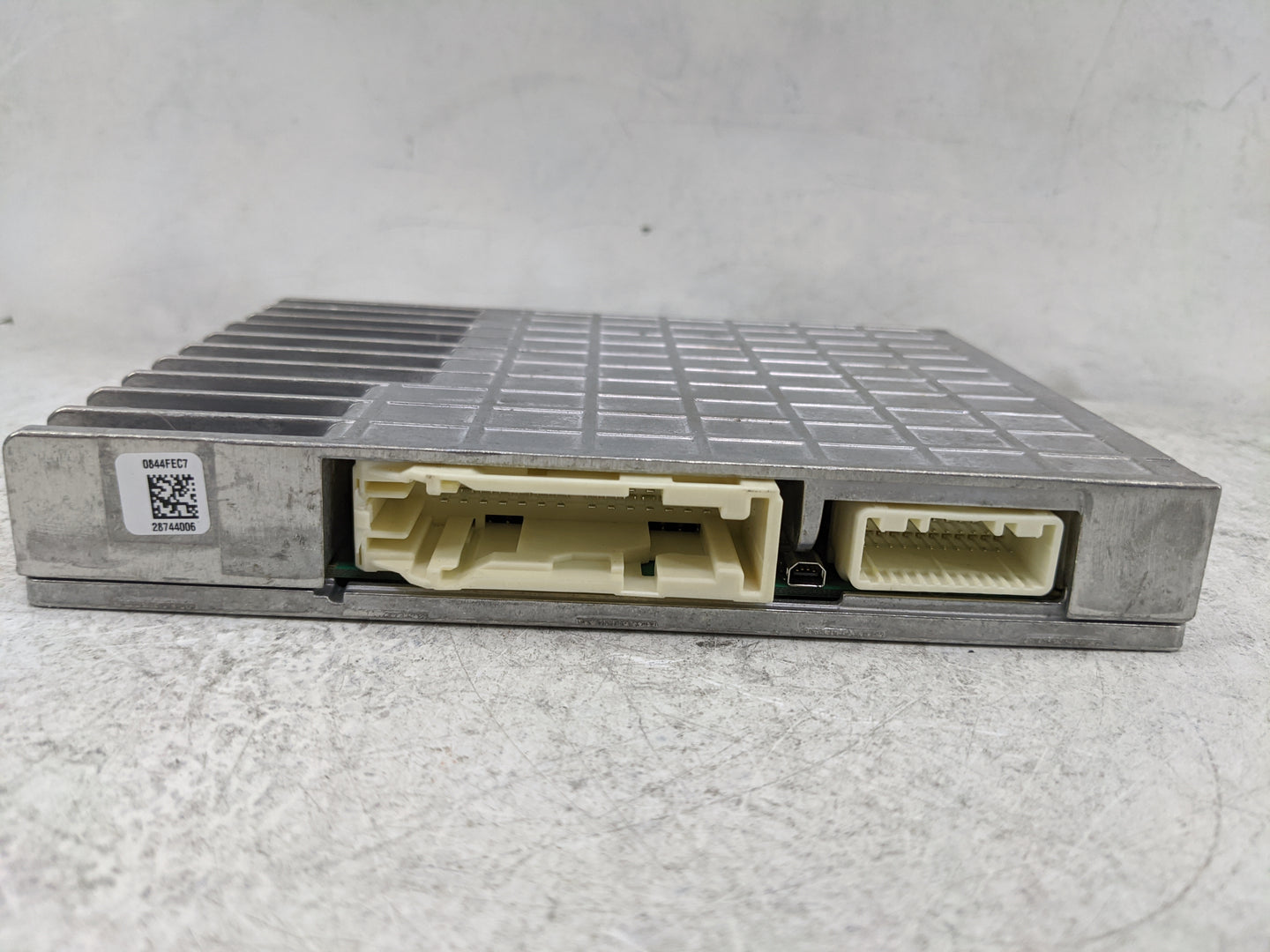2015-2017 Subaru Legacy Radio Speaker Amplifier 0844fec7|28744006 - Oemusedautoparts1.com