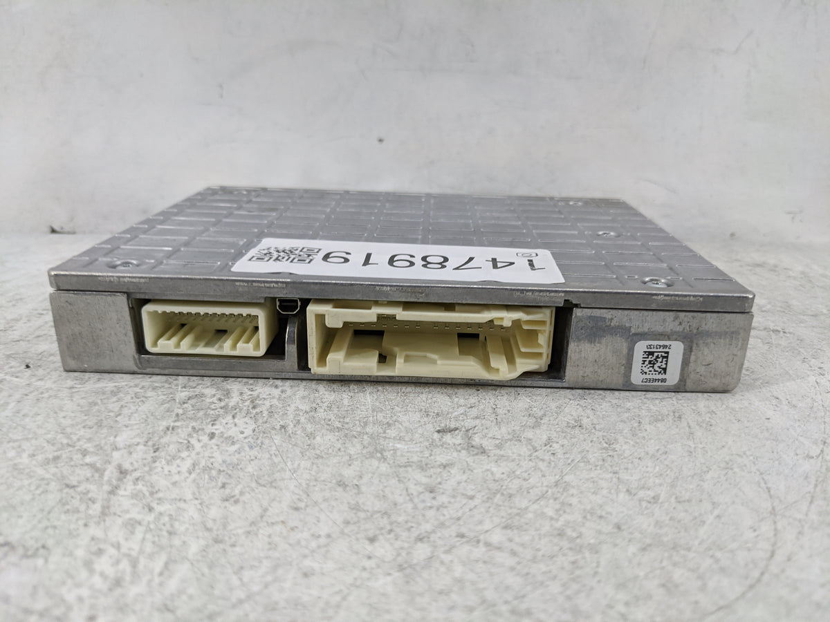 2015-2017 Subaru Legacy Radio Speaker Amplifier 0844eec7|24643133 - Oemusedautoparts1.com