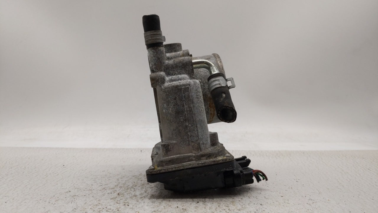 2013-2019 Subaru Legacy Throttle Body P/N:16112AA38A Fits Fits 2013 2014 2015 2016 2017 2018 2019 OEM Used Auto Parts - Oemu