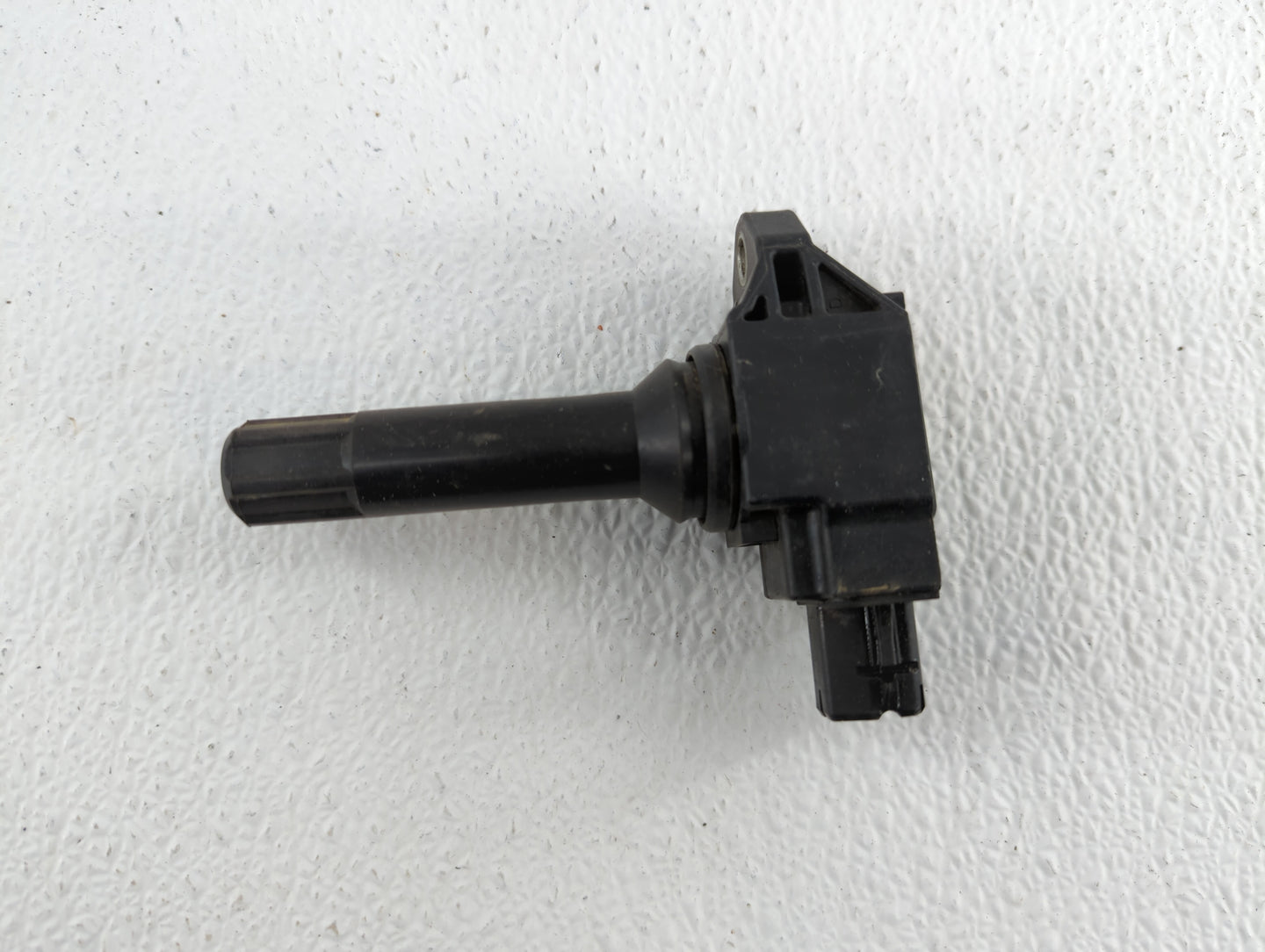 2015-2019 Subaru Legacy Ignition Coil Igniter Pack - Oemusedautoparts1.com