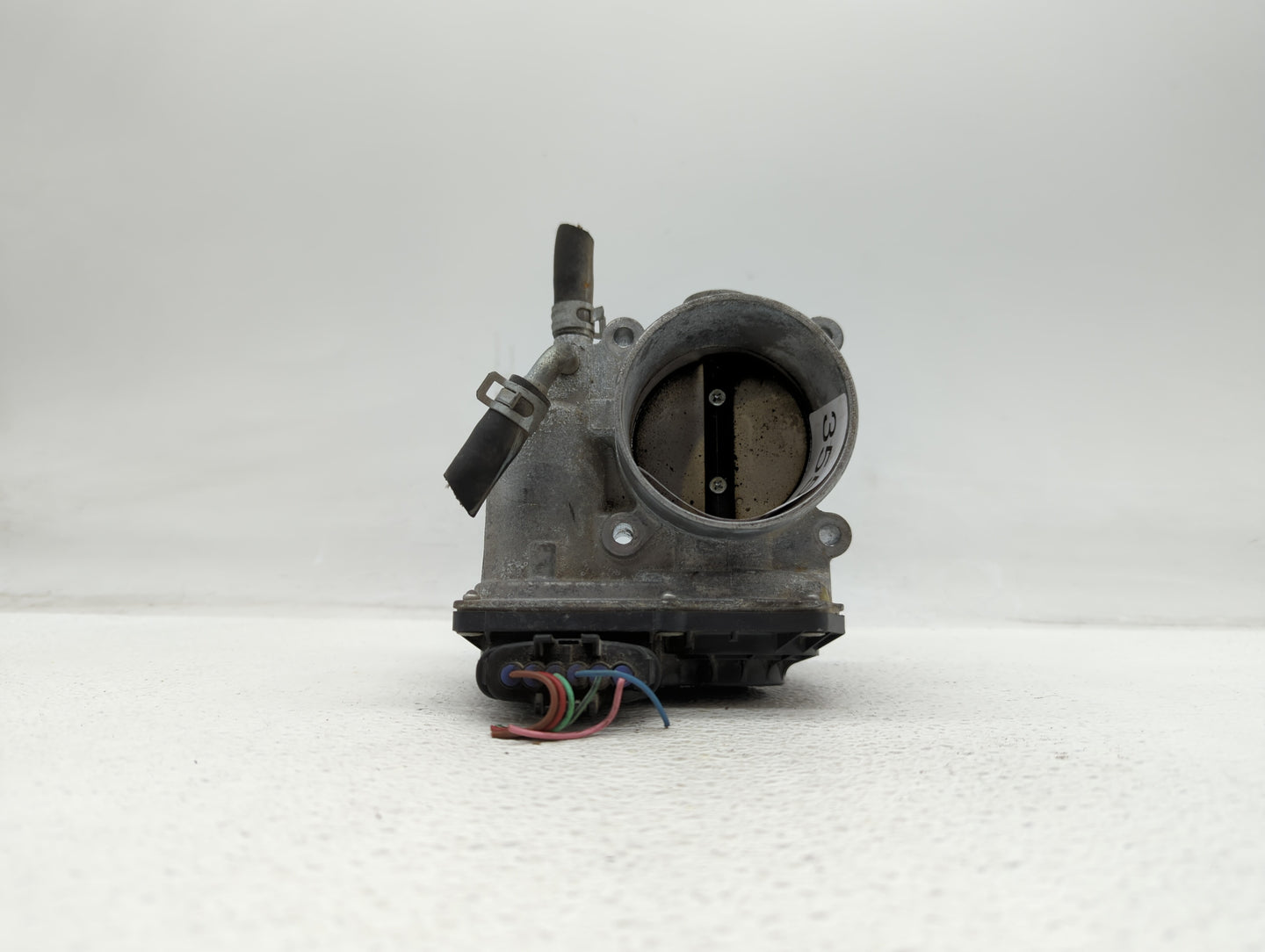 2013-2019 Subaru Legacy Throttle Body P/N:16112AA38A Fits Fits 2013 2014 2015 2016 2017 2018 2019 OEM Used Auto Parts - Oemu