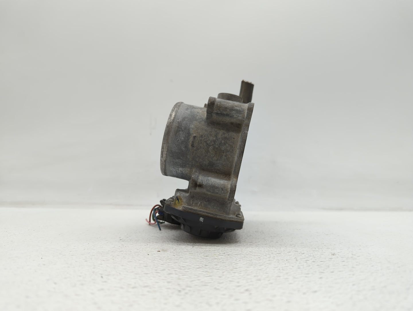2013-2019 Subaru Legacy Throttle Body P/N:16112AA38A Fits Fits 2013 2014 2015 2016 2017 2018 2019 OEM Used Auto Parts - Oemu