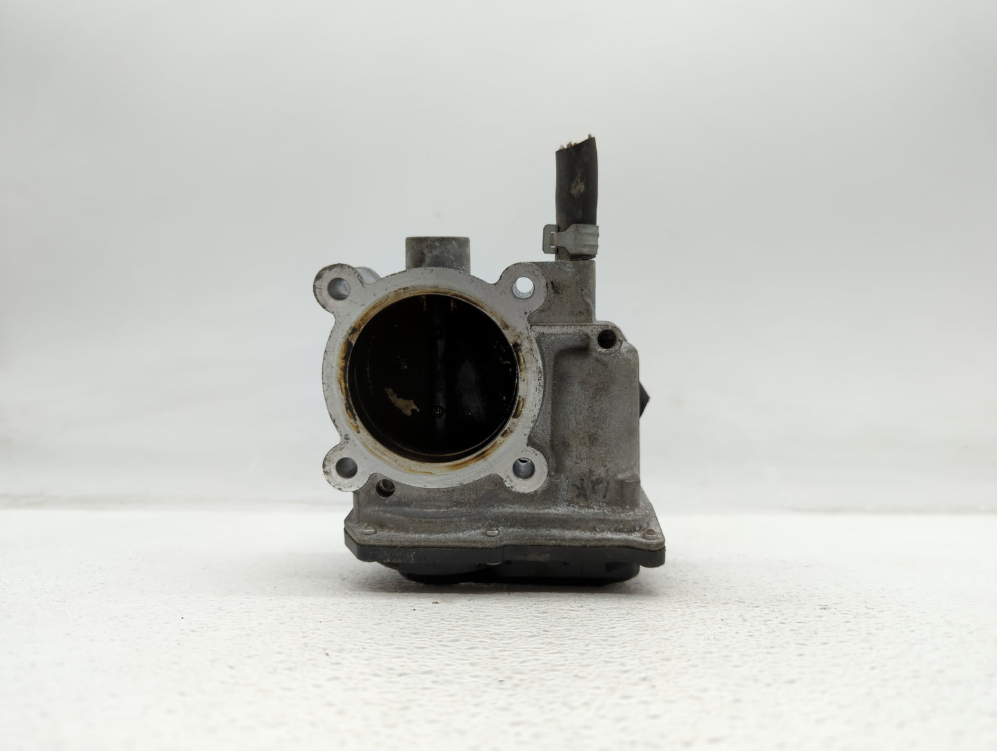 2013-2019 Subaru Legacy Throttle Body P/N:16112AA38A Fits Fits 2013 2014 2015 2016 2017 2018 2019 OEM Used Auto Parts - Oemu