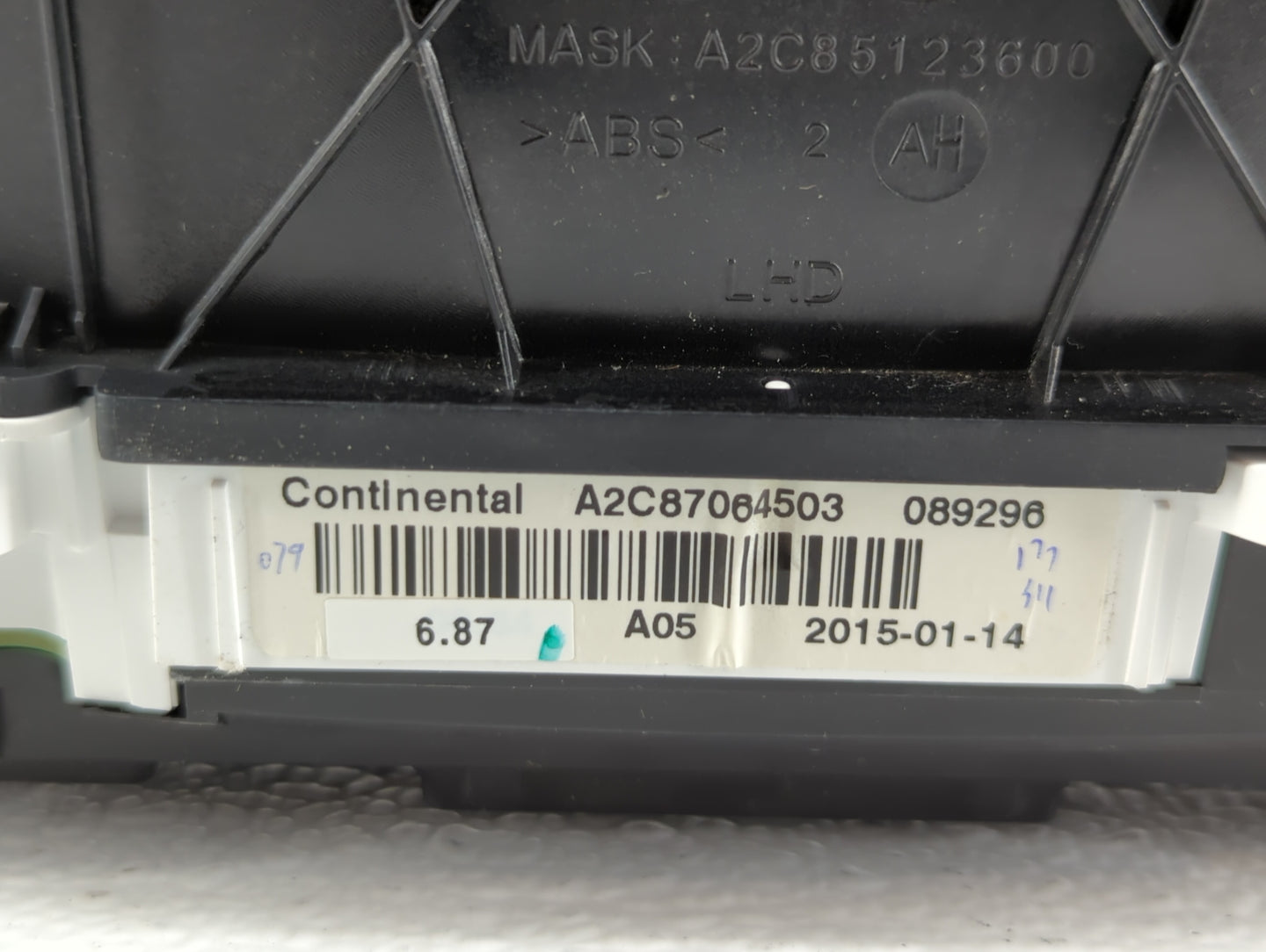 2015 Subaru Legacy Instrument Cluster Speedometer Gauges P/N:A2C87064303 A2C87064503, 85002AL01A Fits OEM Used Auto Parts - 