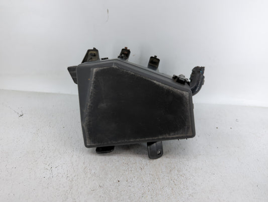 2015 Subaru Legacy Fusebox Fuse Box Panel Relay Module P/N:MB503701B PR103830B, MB901300B Fits OEM Used Auto Parts - Oemused