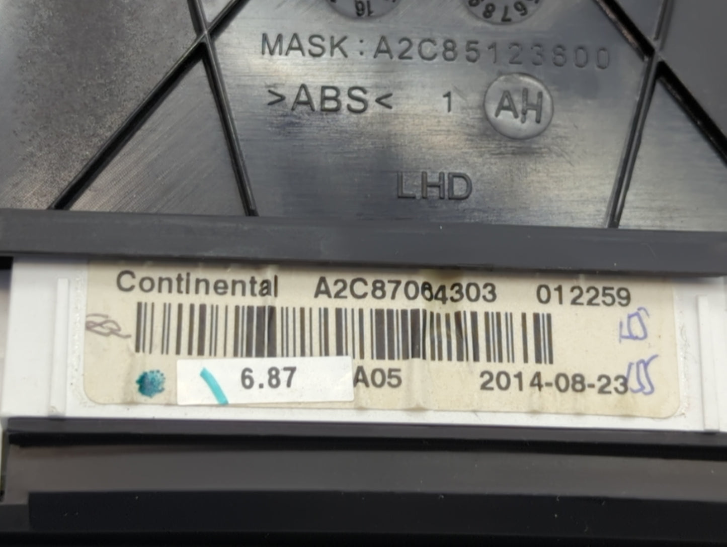 2015 Subaru Legacy Instrument Cluster Speedometer Gauges P/N:A2C87064303 A2C87064503, 85002AL01A Fits OEM Used Auto Parts - 