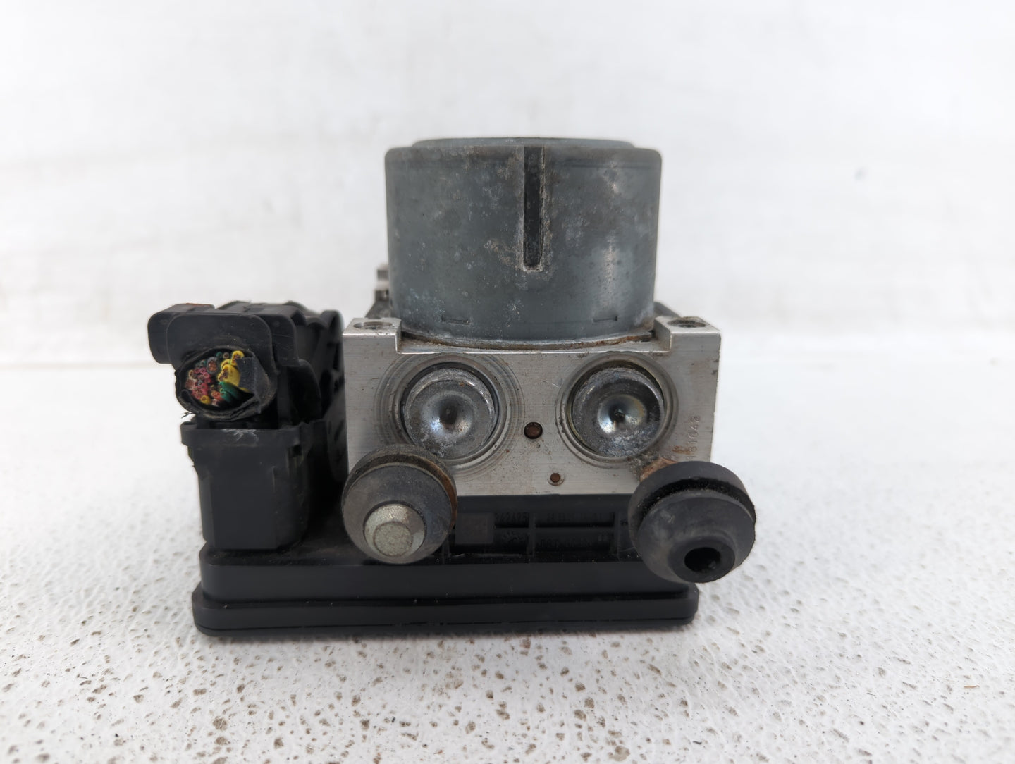 2015 Subaru Legacy ABS Pump Control Module Replacement P/N:27536AL01A 27536AL00A Fits OEM Used Auto Parts - Oemusedautoparts