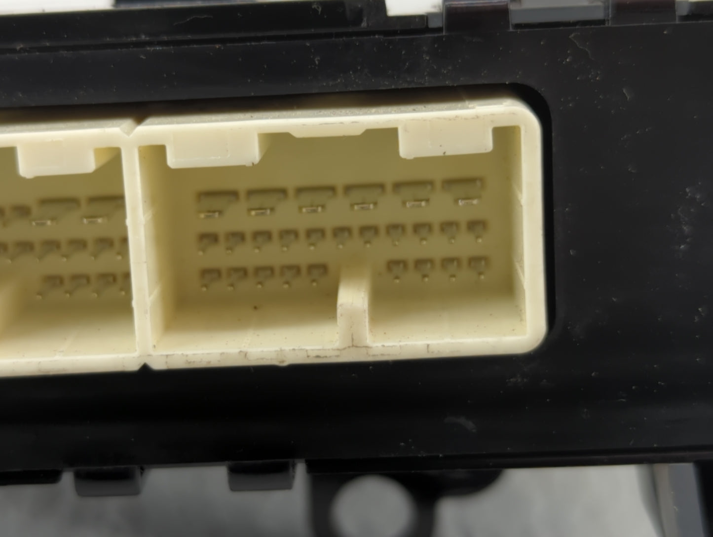 2015 Subaru Legacy PCM Engine Control Computer ECU ECM PCU OEM P/N:72343AL21A 22765AF36C, 22765AK16A, 22765AF35C Fits OEM Us