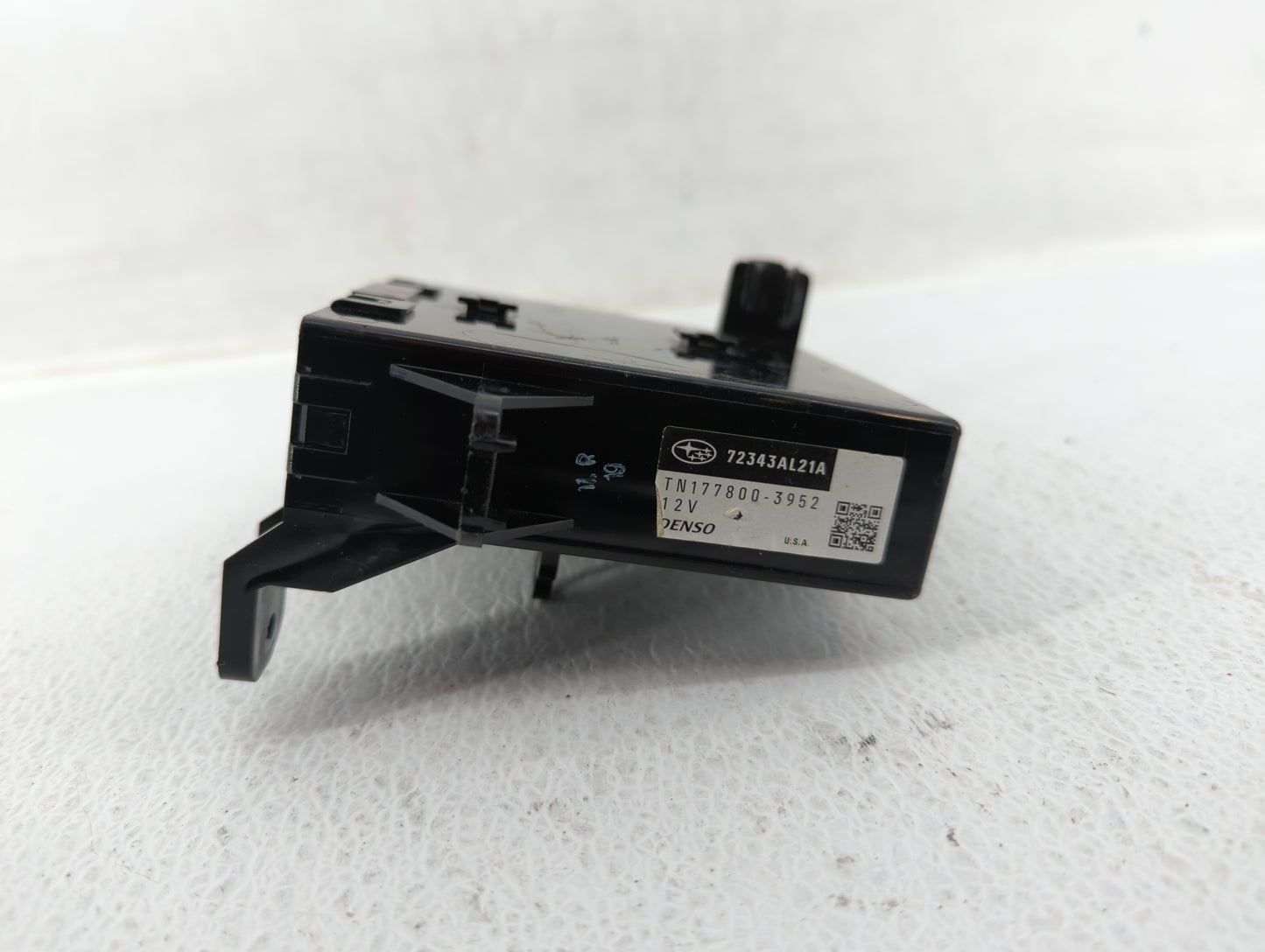 2015 Subaru Legacy PCM Engine Control Computer ECU ECM PCU OEM P/N:72343AL21A 22765AF36C, 22765AK16A, 22765AF35C Fits OEM Us