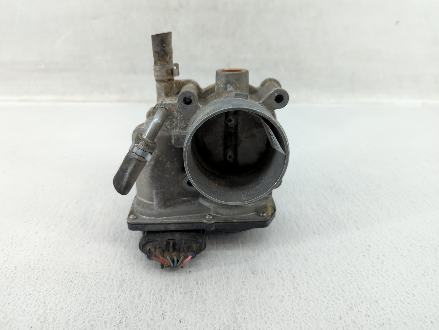2013-2019 Subaru Legacy Throttle Body P/N:16112AA38A Fits Fits 2013 2014 2015 2016 2017 2018 2019 OEM Used Auto Parts - Oemu