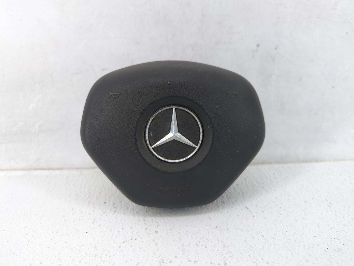 2015-2017 Subaru Legacy Air Bag Passenger Right Knee Oem - Oemusedautoparts1.com