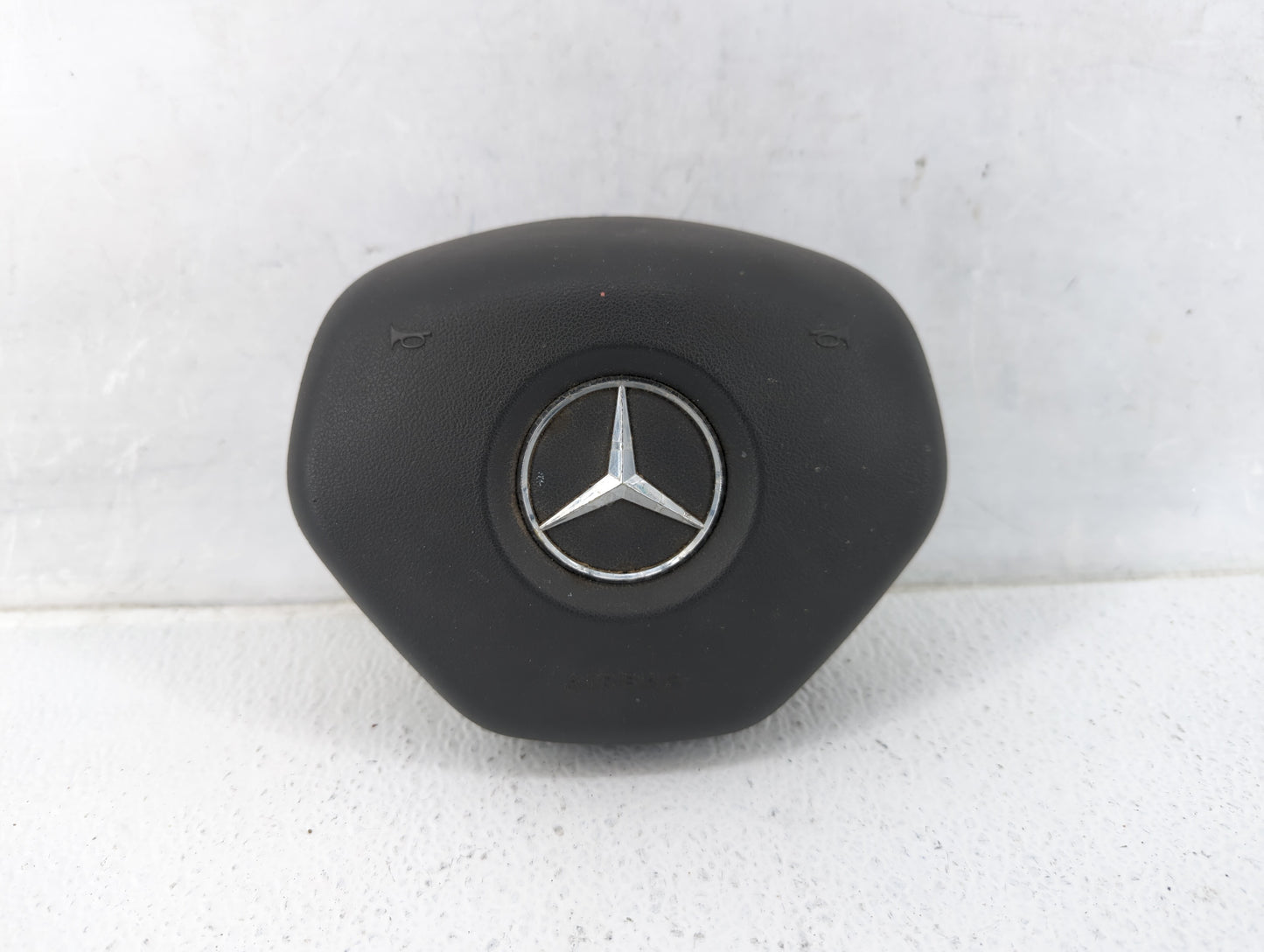 2015-2017 Subaru Legacy Air Bag Passenger Right Knee Oem - Oemusedautoparts1.com