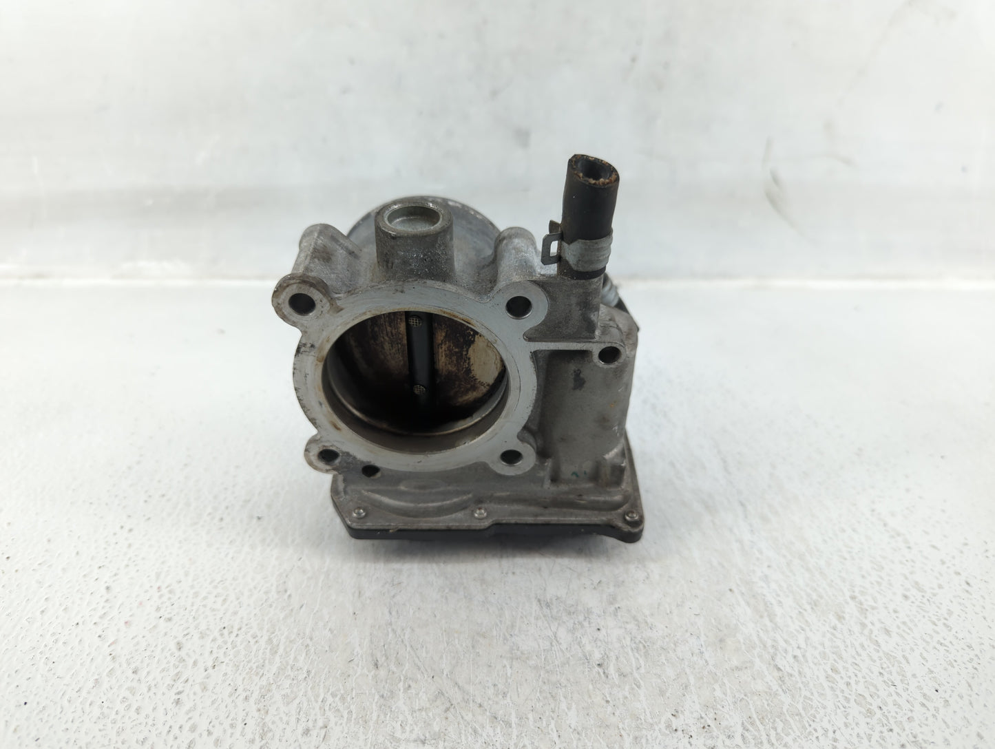 2013-2019 Subaru Legacy Throttle Body P/N:16112AA38A Fits Fits 2013 2014 2015 2016 2017 2018 2019 OEM Used Auto Parts - Oemu