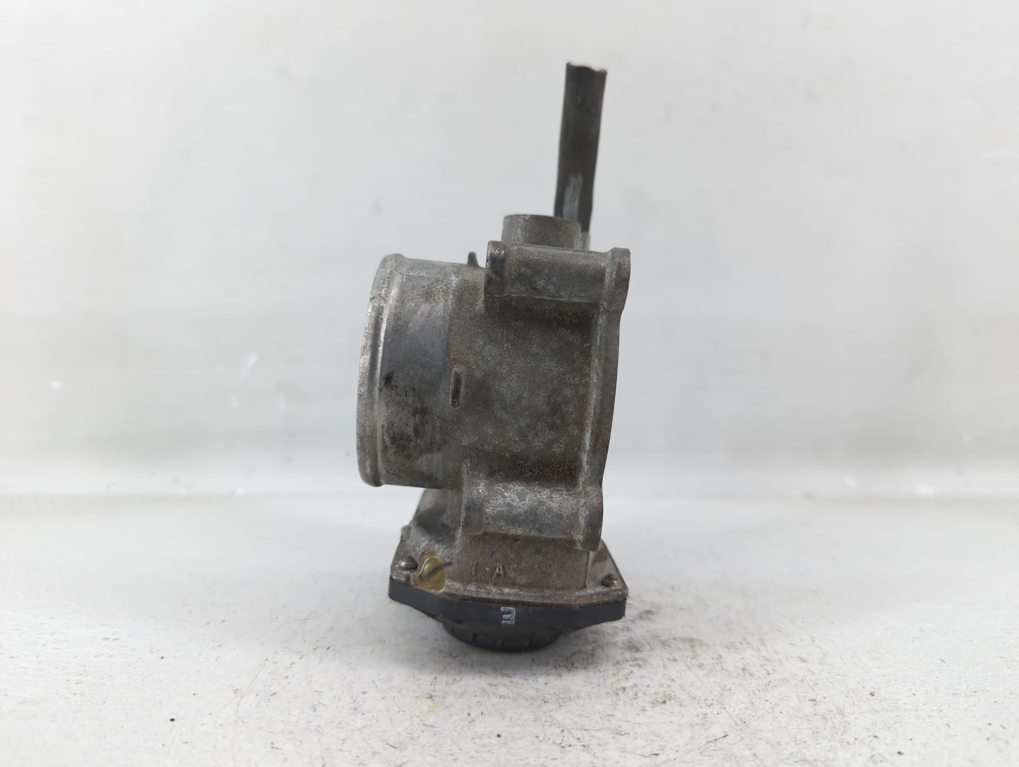 2013-2019 Subaru Legacy Throttle Body P/N:16112AA38A Fits Fits 2013 2014 2015 2016 2017 2018 2019 OEM Used Auto Parts - Oemu