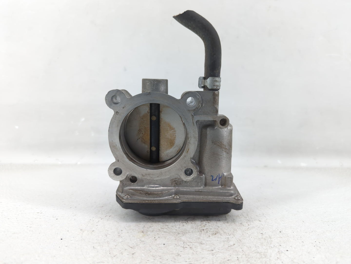 2013-2019 Subaru Legacy Throttle Body P/N:16112AA38A Fits Fits 2013 2014 2015 2016 2017 2018 2019 OEM Used Auto Parts - Oemu