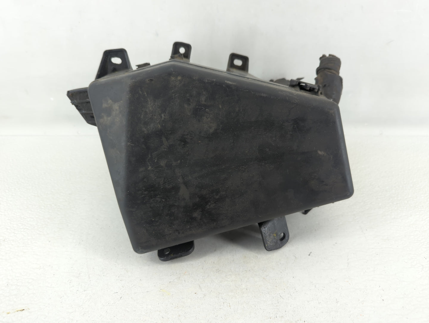 2015-2017 Subaru Legacy Fusebox Fuse Box Panel Relay Module P/N:MB503701B Fits Fits 2015 2016 2017 OEM Used Auto Parts - Oem