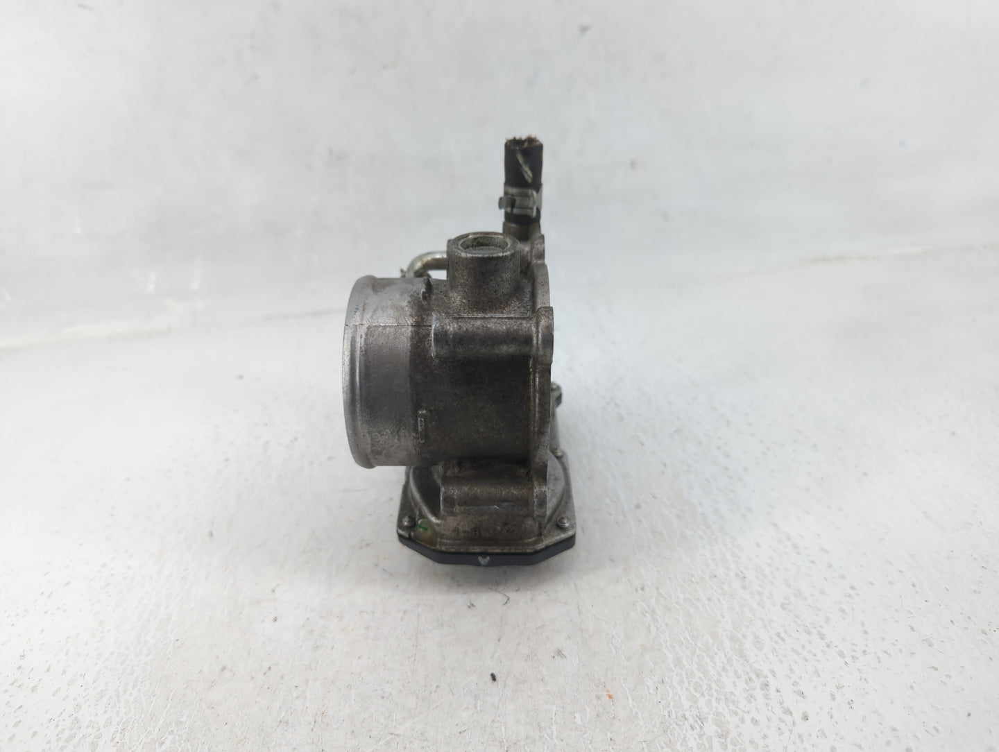 2013-2019 Subaru Legacy Throttle Body P/N:3S24 1780 16112AA38A Fits Fits 2013 2014 2015 2016 2017 2018 2019 OEM Used Auto Pa