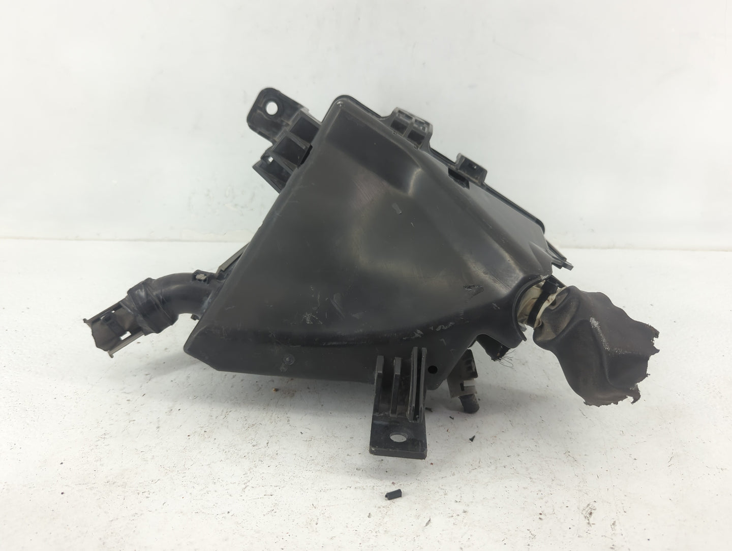 2015 Subaru Legacy Fusebox Fuse Box Panel Relay Module P/N:MB504103B MB901300B Fits OEM Used Auto Parts - Oemusedautoparts1.
