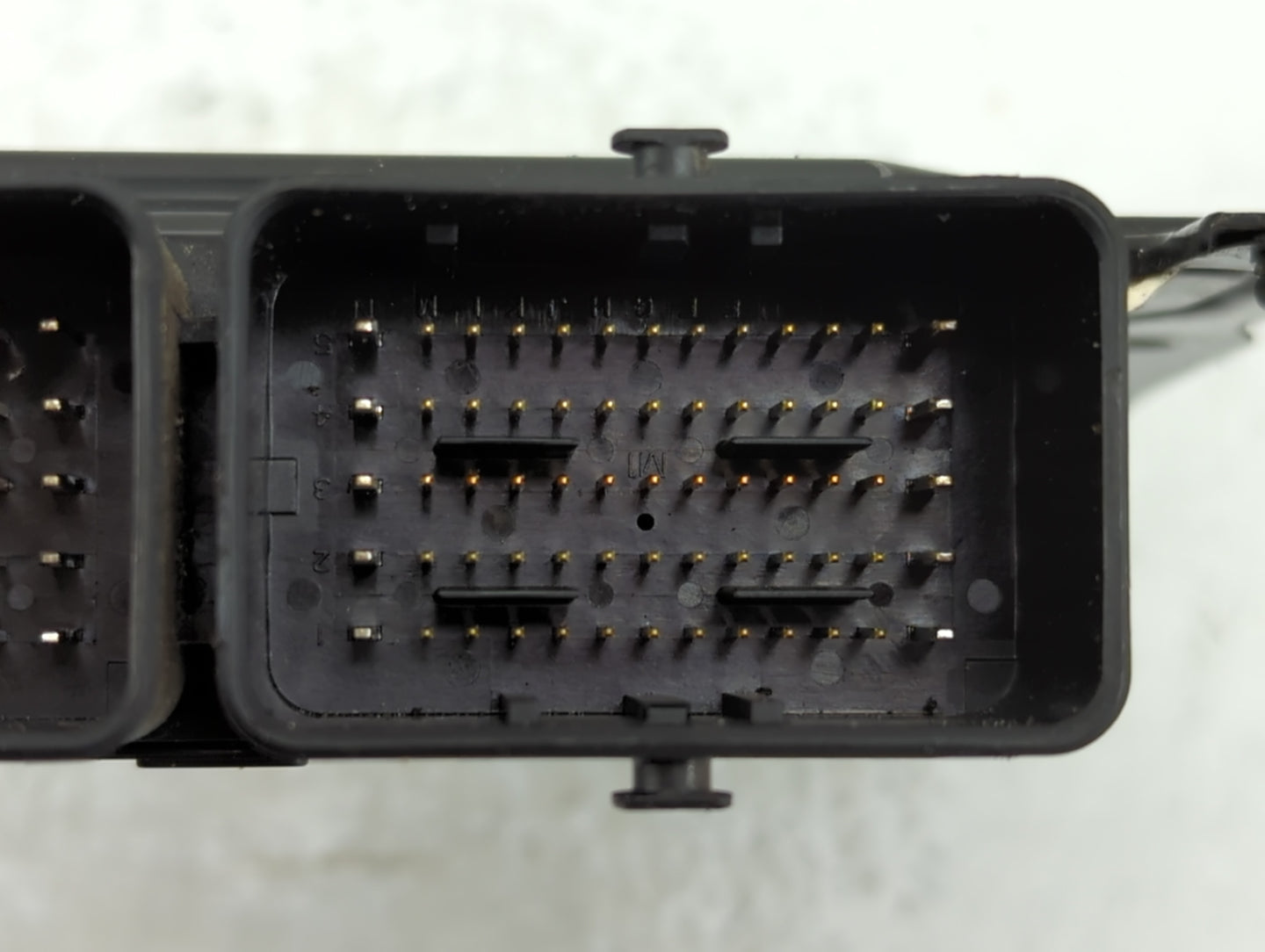 2015 Subaru Legacy PCM Engine Control Computer ECU ECM PCU OEM P/N:TN112700-5735 22765AF35C Fits OEM Used Auto Parts - Oemus