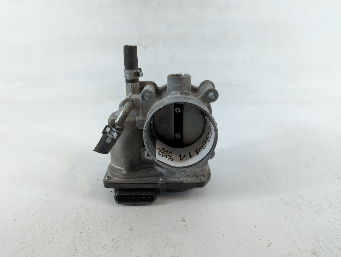 2013-2019 Subaru Legacy Throttle Body P/N:16112AA38A Fits Fits 2013 2014 2015 2016 2017 2018 2019 OEM Used Auto Parts - Oemu