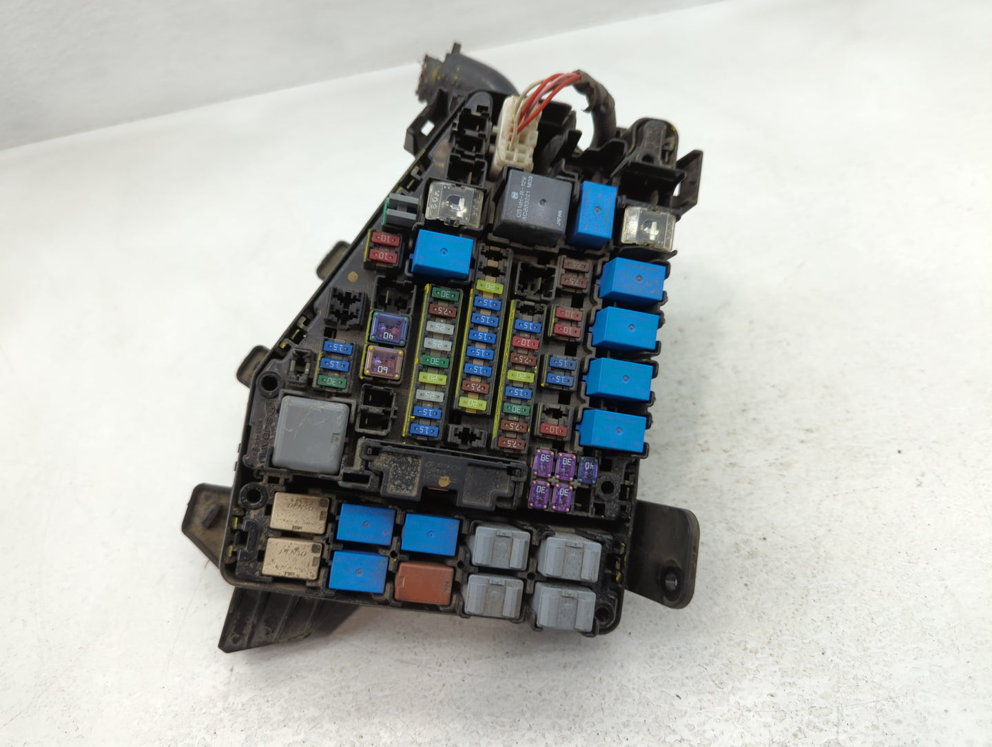 2015-2017 Subaru Legacy Fusebox Fuse Box Panel Relay Module P/N:MB503701B Fits Fits 2015 2016 2017 OEM Used Auto Parts - Oem